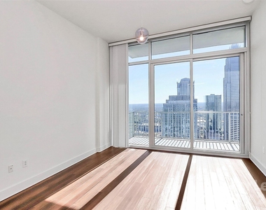 215 Pine Street N - Photo Thumbnail 19