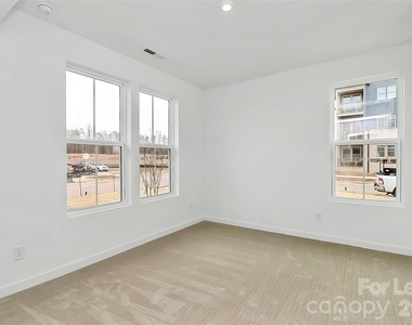 7009 Westrow Avenue - Photo Thumbnail 1