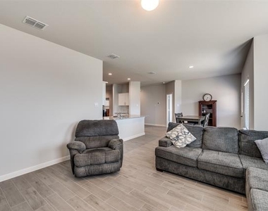 9628 Austin Hollow Road - Photo Thumbnail 8