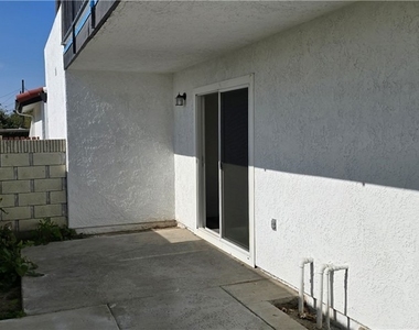 840 S Anaheim Boulevard - Photo Thumbnail 3
