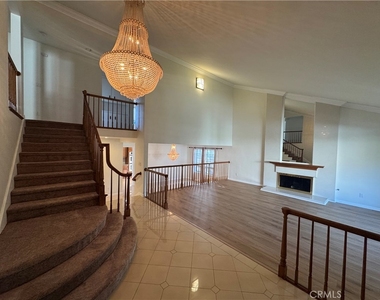 11445 Etiwanda - Photo Thumbnail 6