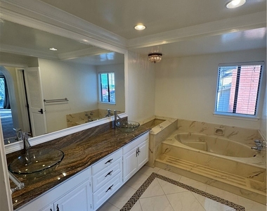 11445 Etiwanda - Photo Thumbnail 19