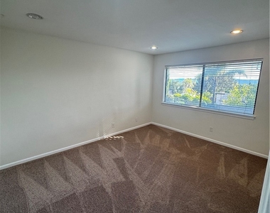 11445 Etiwanda - Photo Thumbnail 17