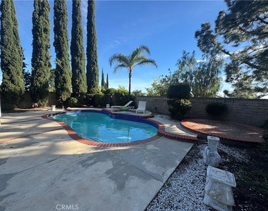 11445 Etiwanda - Photo Thumbnail 26
