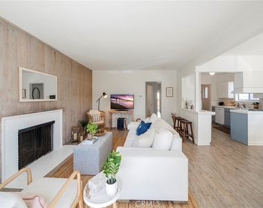 333 28th Street - Photo Thumbnail 6