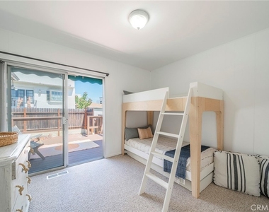 333 28th Street - Photo Thumbnail 23