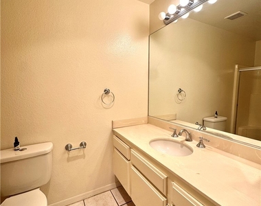 20527 S Vermont - Photo Thumbnail 10