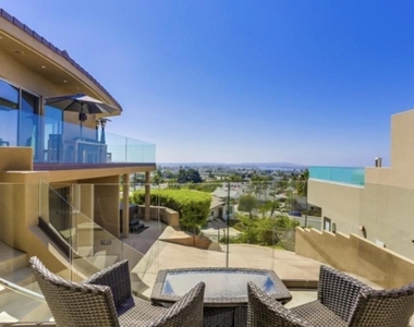 1518 Monmouth Drive - Photo Thumbnail 14