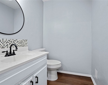 14405 Cerise Avenue - Photo Thumbnail 4