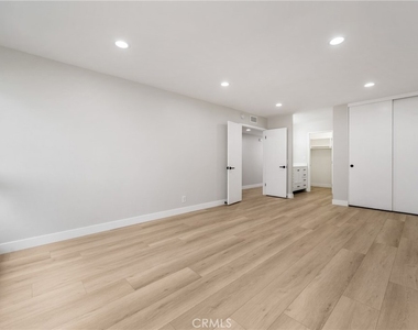 9374 Fleetwood Street - Photo Thumbnail 20