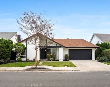 9374 Fleetwood Street - Photo Thumbnail 2