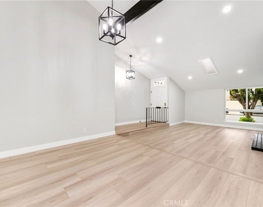 9374 Fleetwood Street - Photo Thumbnail 5