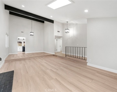 9374 Fleetwood Street - Photo Thumbnail 4