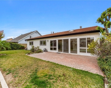 9374 Fleetwood Street - Photo Thumbnail 13