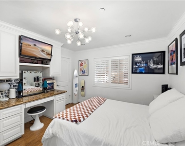 344 W Paseo De Cristobal - Photo Thumbnail 7