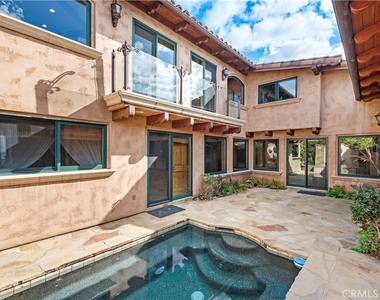 344 W Paseo De Cristobal - Photo Thumbnail 9