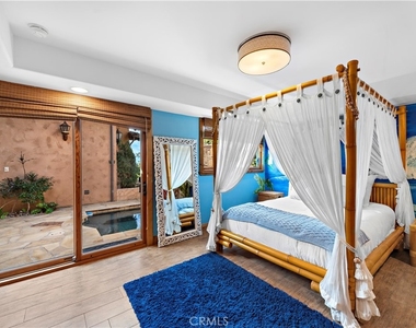 344 W Paseo De Cristobal - Photo Thumbnail 11
