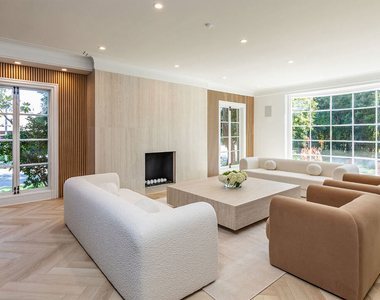 702 N Beverly Drive - Photo Thumbnail 5