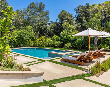 702 N Beverly Drive - Photo Thumbnail 50