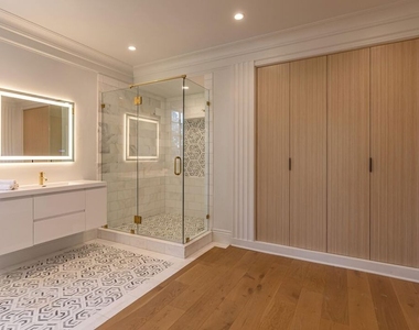 702 N Beverly Drive - Photo Thumbnail 32