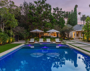 702 N Beverly Drive - Photo Thumbnail 1