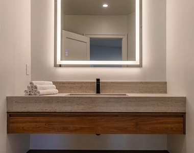 702 N Beverly Drive - Photo Thumbnail 22