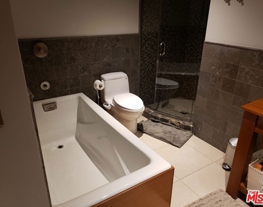 10450 Wilshire - Photo Thumbnail 10