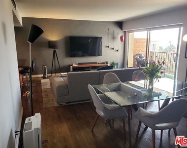 10450 Wilshire - Photo Thumbnail 4