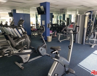 10450 Wilshire - Photo Thumbnail 20