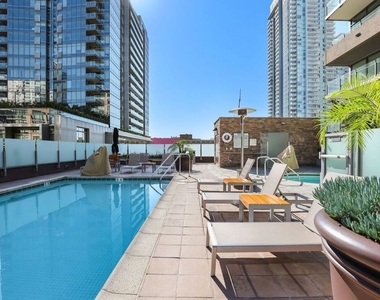 1111 S Grand Avenue - Photo Thumbnail 33