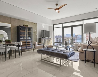 1111 S Grand Avenue - Photo Thumbnail 22