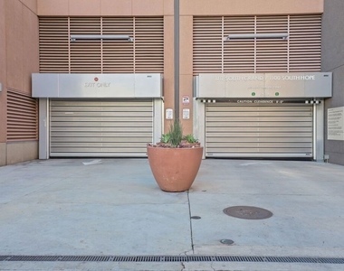 1111 S Grand Avenue - Photo Thumbnail 41