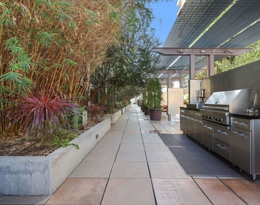 1111 S Grand Avenue - Photo Thumbnail 40