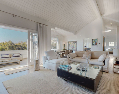 31844 Seafield Drive - Photo Thumbnail 5