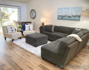 82 Kingston Ct - Photo Thumbnail 9