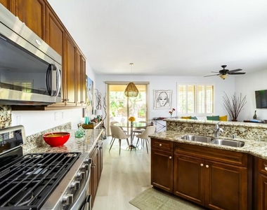 81098 Avenida Vidrio - Photo Thumbnail 12