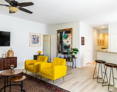 81098 Avenida Vidrio - Photo Thumbnail 5