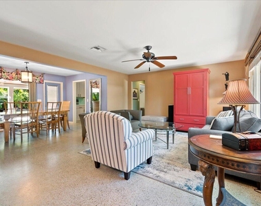 440 Jupiter Lane - Photo Thumbnail 10