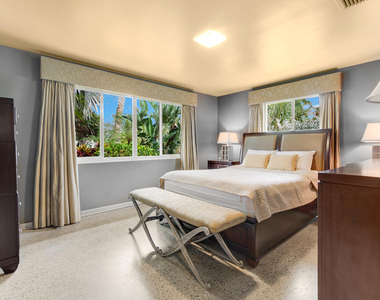 440 Jupiter Lane - Photo Thumbnail 15