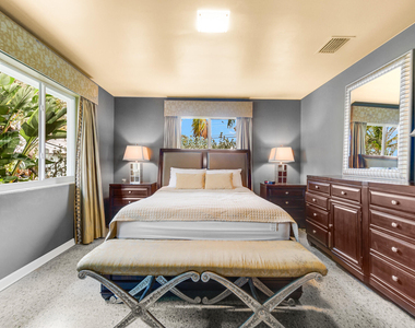 440 Jupiter Lane - Photo Thumbnail 16