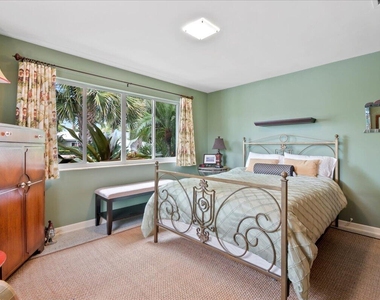 440 Jupiter Lane - Photo Thumbnail 19