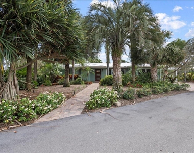 440 Jupiter Lane - Photo Thumbnail 6