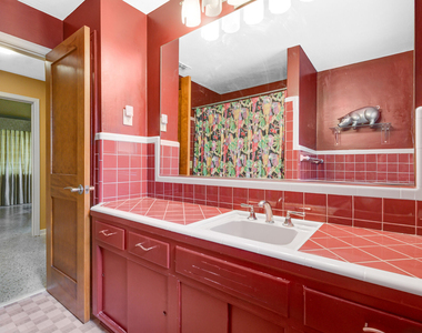 440 Jupiter Lane - Photo Thumbnail 12