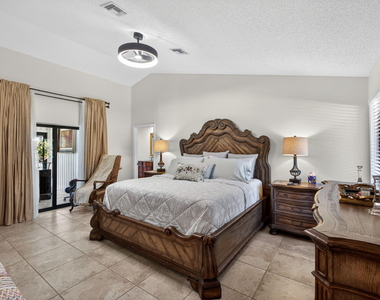 168 Thornton Drive - Photo Thumbnail 40