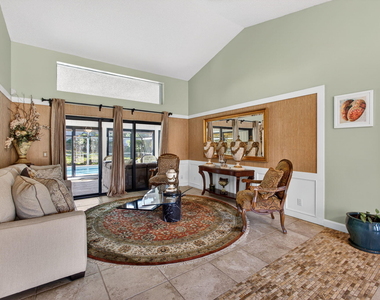 168 Thornton Drive - Photo Thumbnail 15