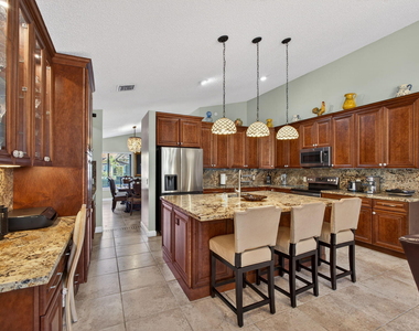 168 Thornton Drive - Photo Thumbnail 26