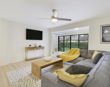 1107 Duncan Circle - Photo Thumbnail 1