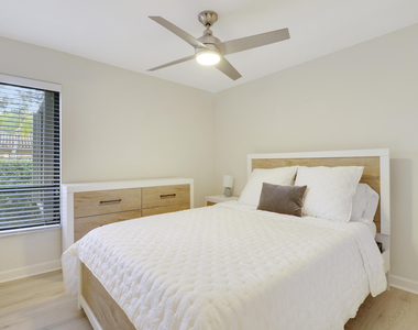 1107 Duncan Circle - Photo Thumbnail 9