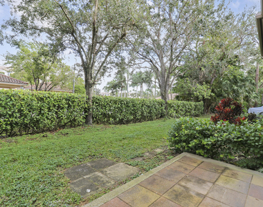 1107 Duncan Circle - Photo Thumbnail 17