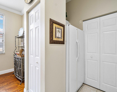 11740 Saint Andrews Place - Photo Thumbnail 10